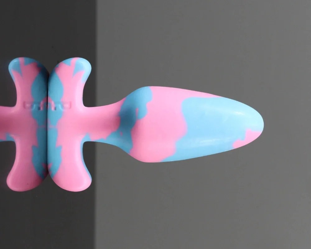 Anchor–Large,Firm–FLOP
