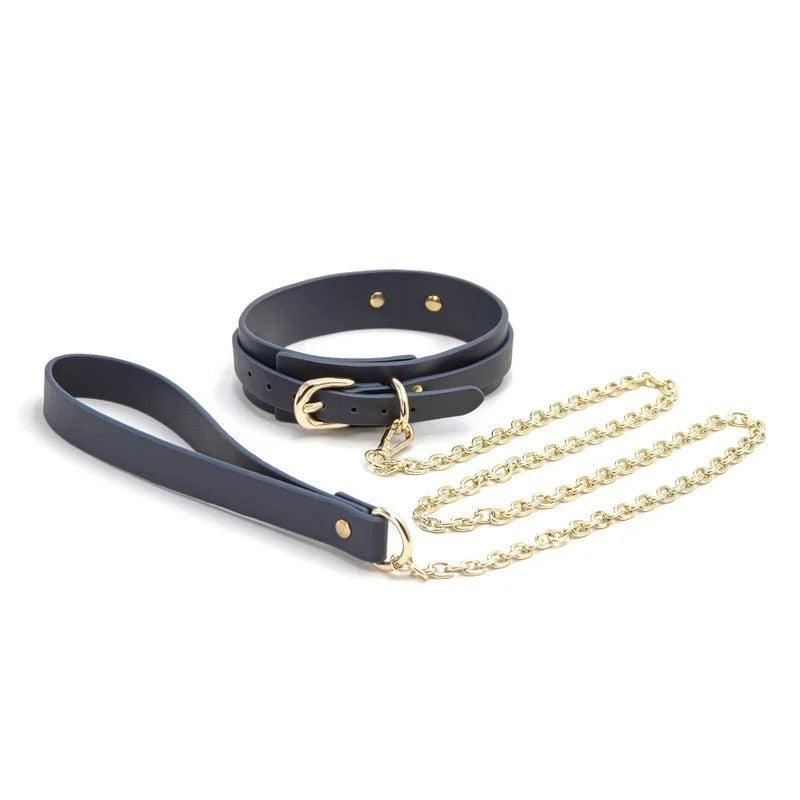 BondageCoutureCollarAndLeash