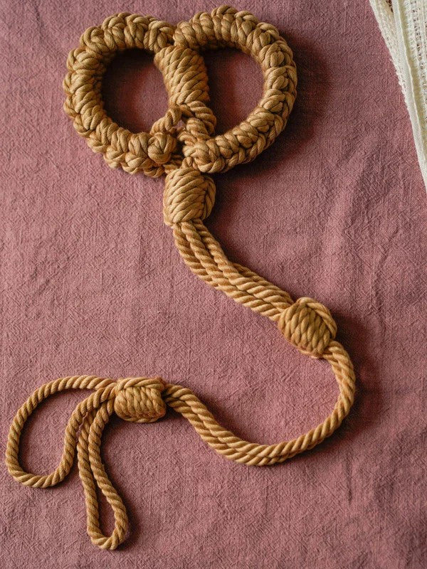 Kanuka|Handcuffs