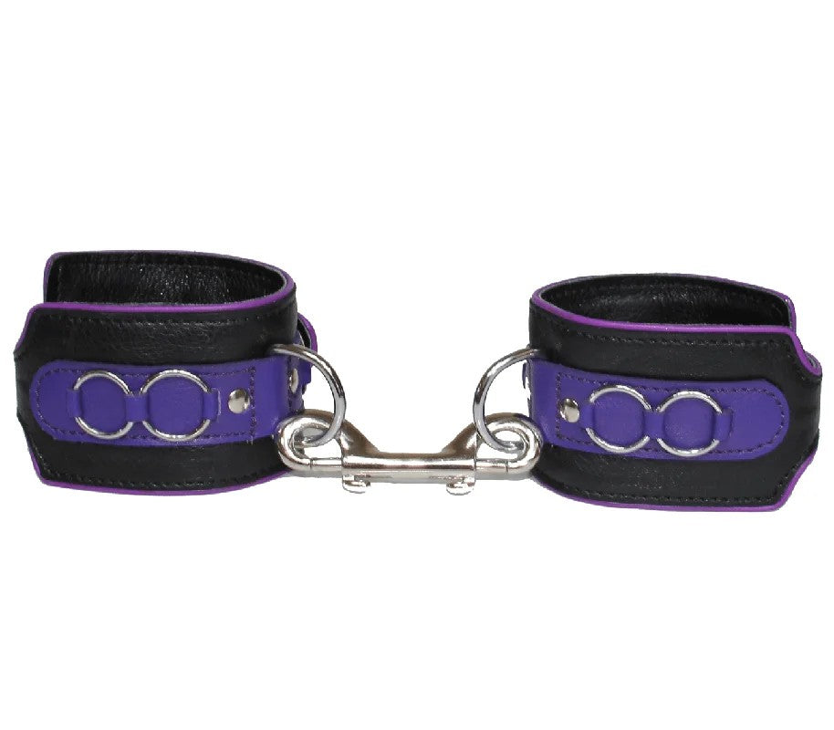 LoveinLeather–AdjustableLeatherHandCuffs(Black/Purple)