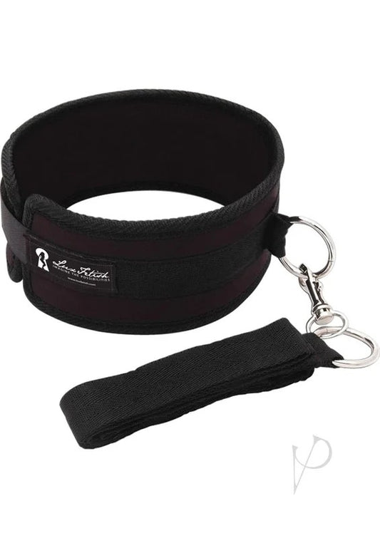 LuxFetishCollarandLeashSetAdjustable