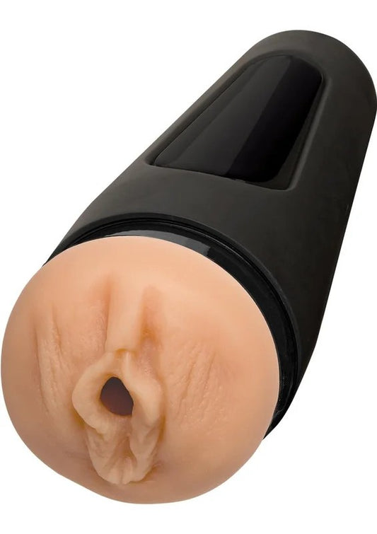 MainSqueezeDaniDanielsUltraskynMasturbator–Pussy