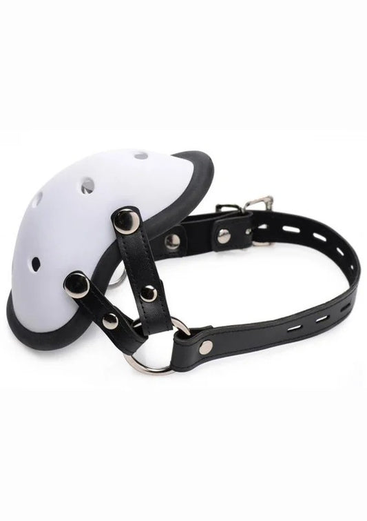 MasterSeriesMuskAthleticCupMuzzle